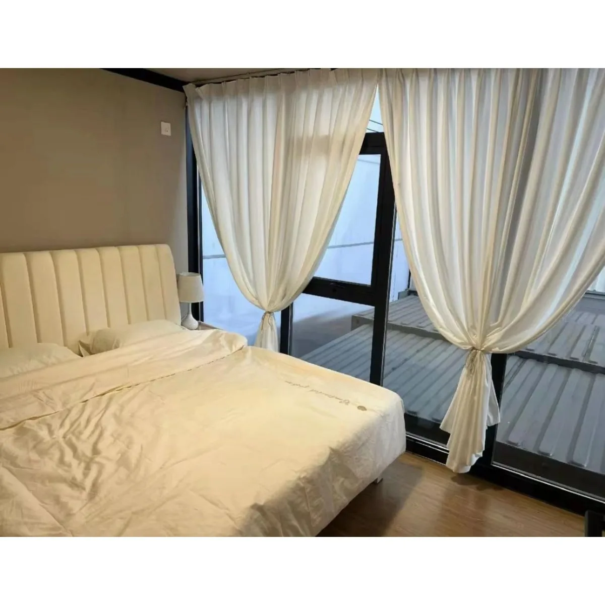 منزل صغير جاهز قابل للتوسيع بطول 40 قدمًا، 3 غرف نوم متنقلة مع مطبخ وحمام