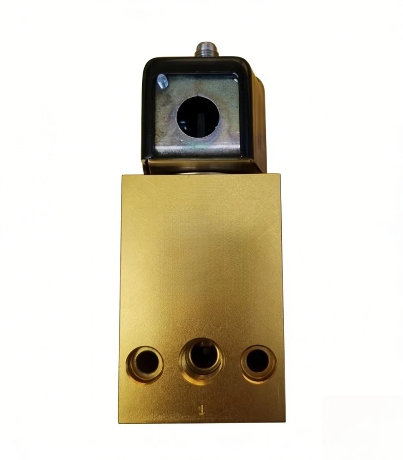 24V DC Industrial Solenoid Valve 331B02-4270-481000C2 for Fluid Control System