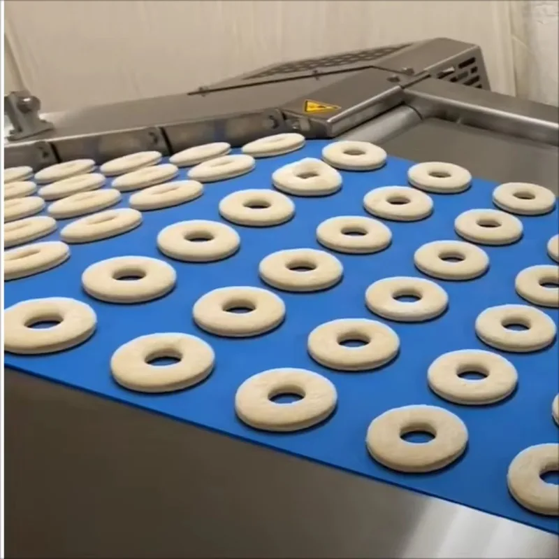 CE Certified Industrial Donut Production Line Customized Donut Processing Machinery Doughnut Making Machine customize