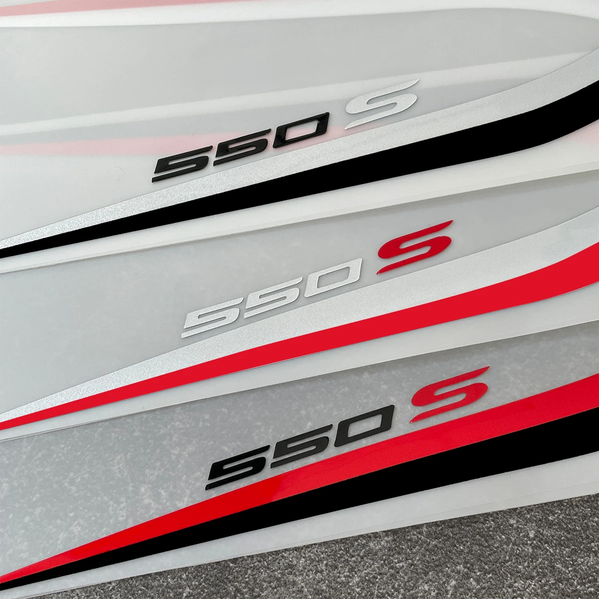 

For QJMOTOR 550s Motorcycle Headlight Reflective Stickers Water-resistant Scratch-resistant Wear-resistant Decal Accessories