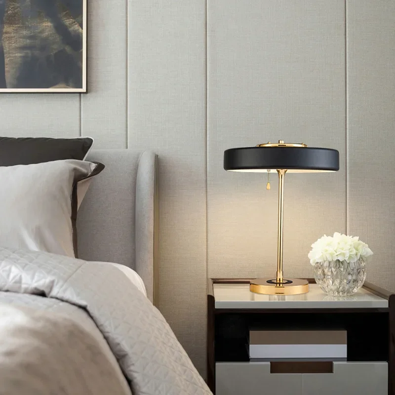 2026 Nordic Novelty Table Lamp Modern Luxury Desk Light With E27 Bulb For Bedroom Bedside