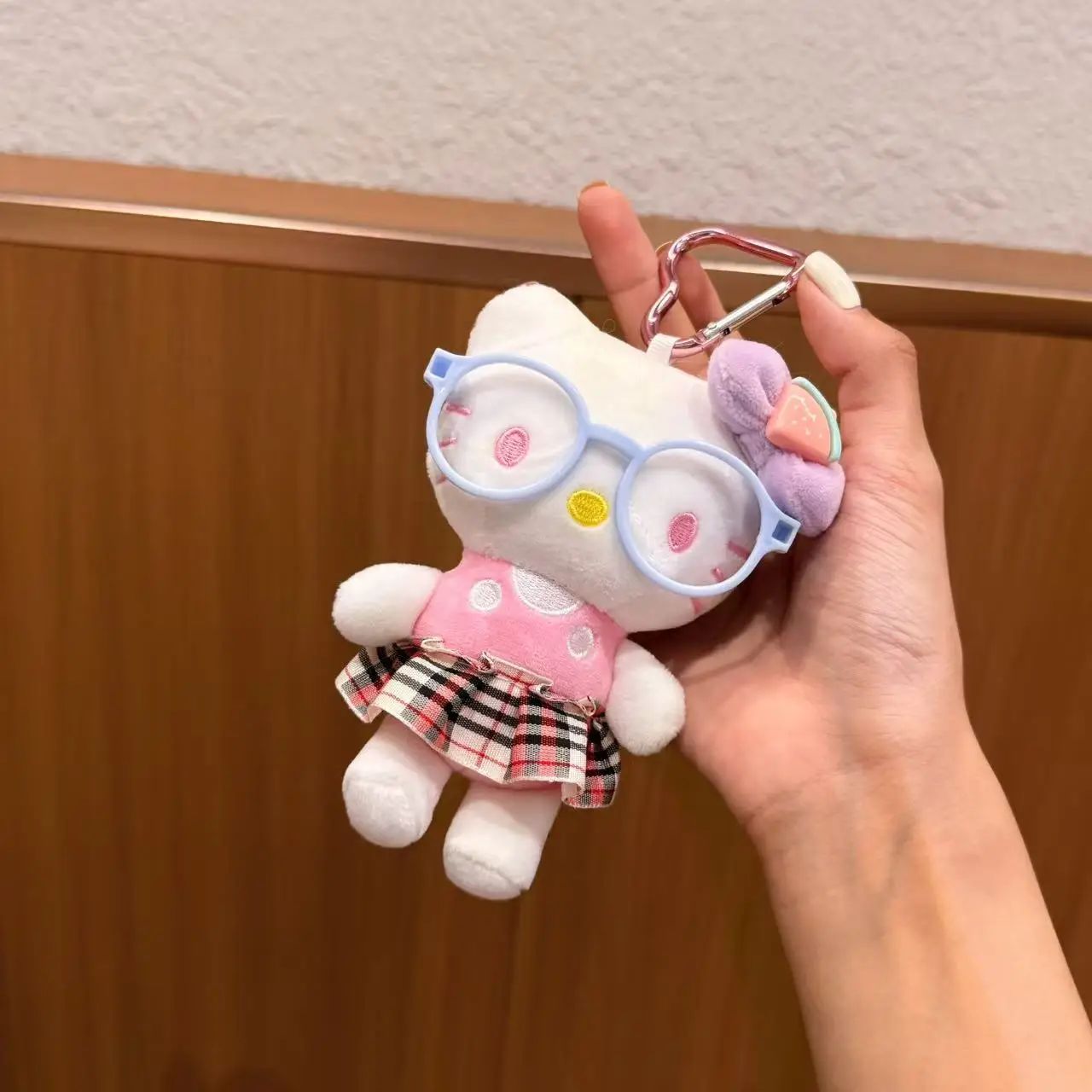 Nuevo Original Hello Kitty Kawaii gafas serie juguete de peluche mochila colgante regalo de cumpleaños juguetes de moda dibujos animados de Anime para niñas