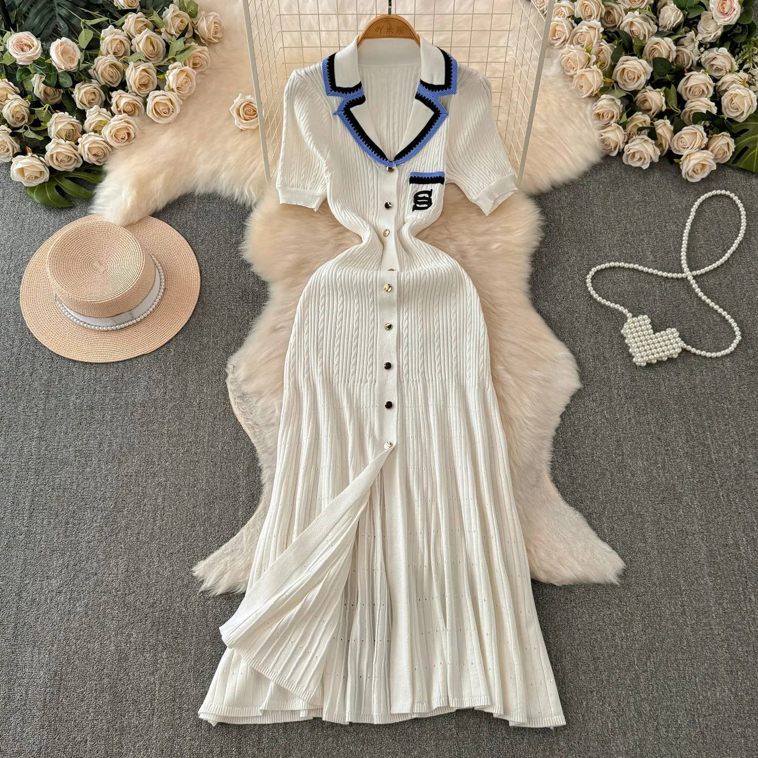 

New short-sleeved collision colour embroidery suit collar waist slimming single-breasted A-line dress knitted dresses