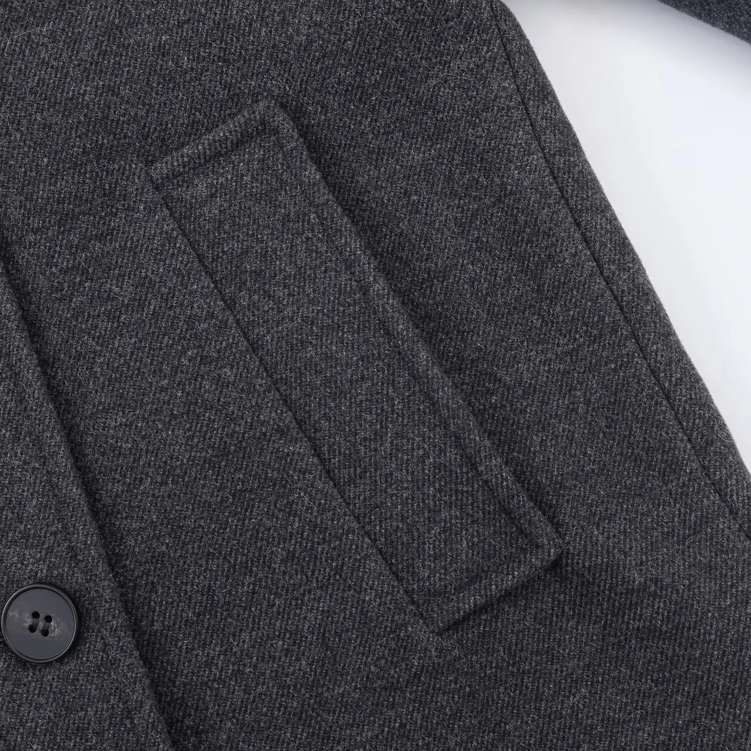 معطف صوفي رمادي أنيق للسيدات بياقة واقفة وصدر واحد مع حزام معطف طويل معطف غير رسمي عالي الشارع