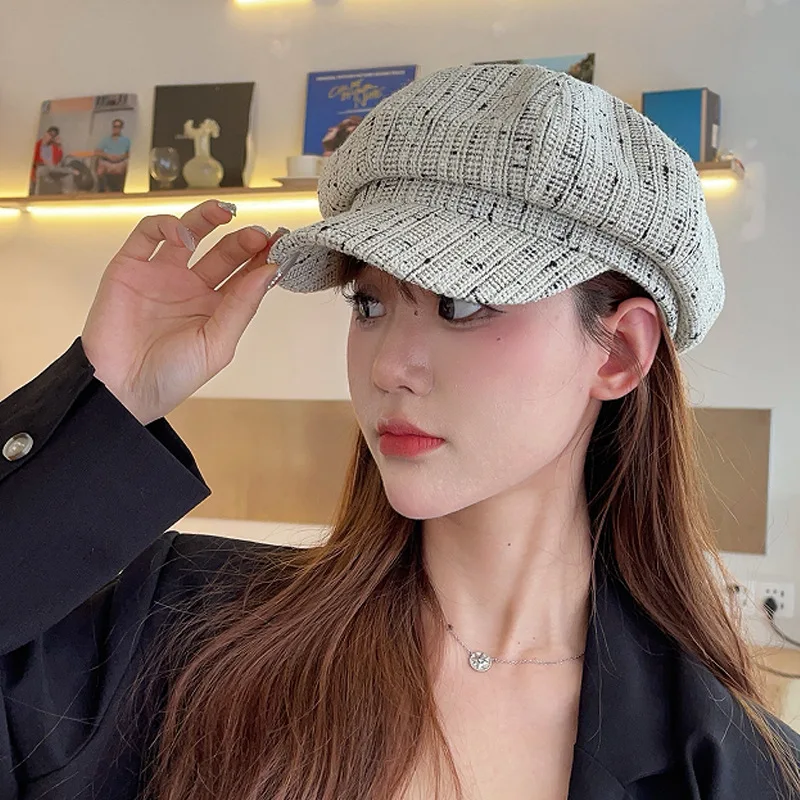 Women's Hats Beret Spring Autumn Octagonal Newsboy Cap Vintage Korean Plaid Painter Cap Female Black White Berets Trendy Boina