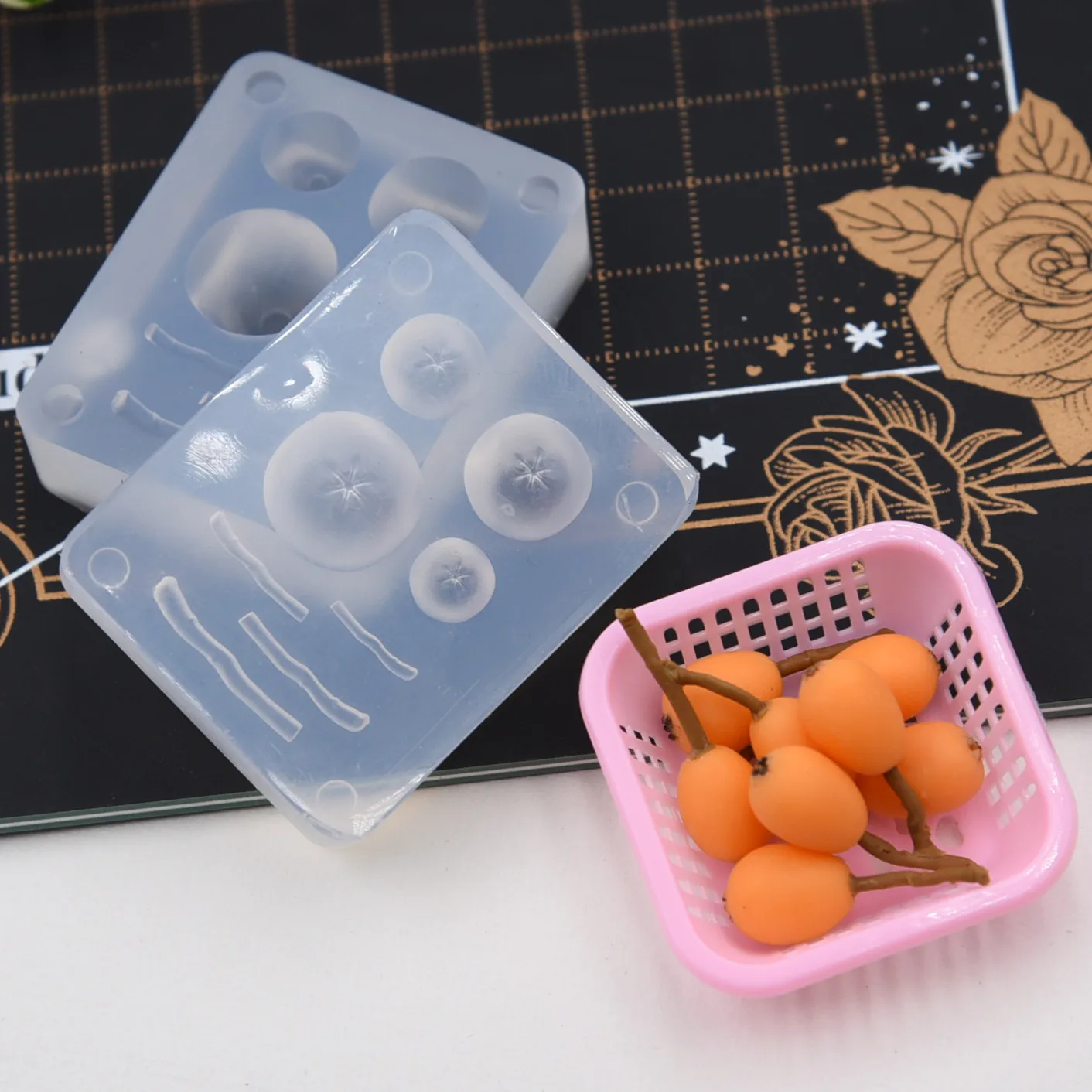 

Mini Cute Loquat Silicone Mold Pottery Clay Fruit Doll House Food Toy DIY Fasting Molds