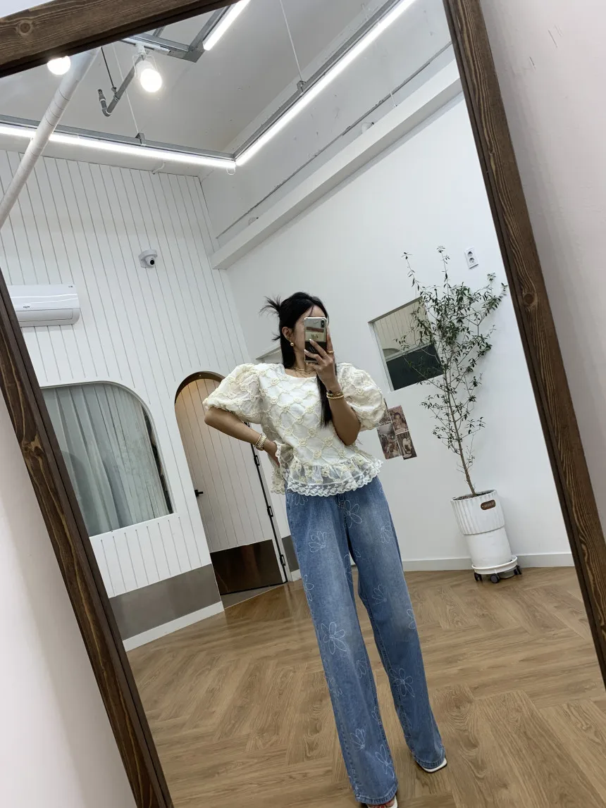 

Свободные прямые джинсы с высокой талией в стиле ретро, джинсовые джинсы с принтом ромашки, женские милые антивозрастные длинные брюки, модные