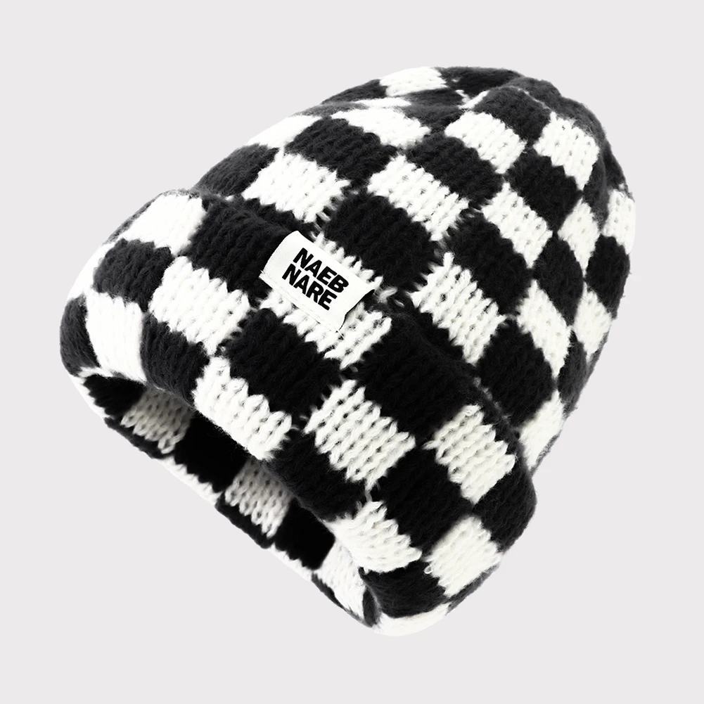 2023 New Checkered Beanies for Women Korean Style Big Head Thickened Warm Cover Plaid Knitted Ski Beanie Hats Gorras Para Mujer