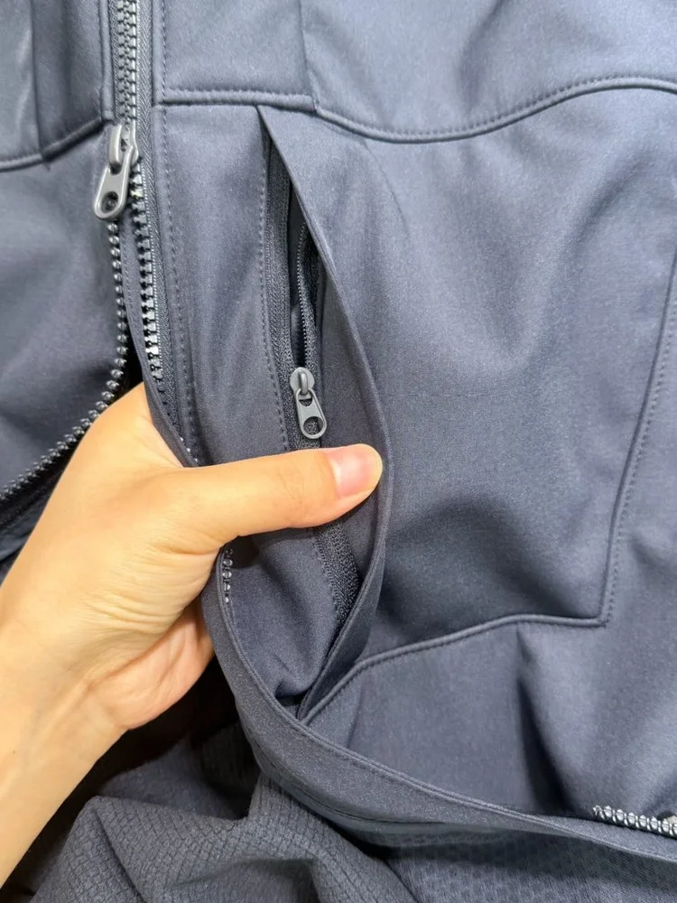 

Men's Outdoor Fce Lined Stand Collar Soft ell Jaet Autumn Winter New Arrival Faionable Windproof Stand Fit Jaet