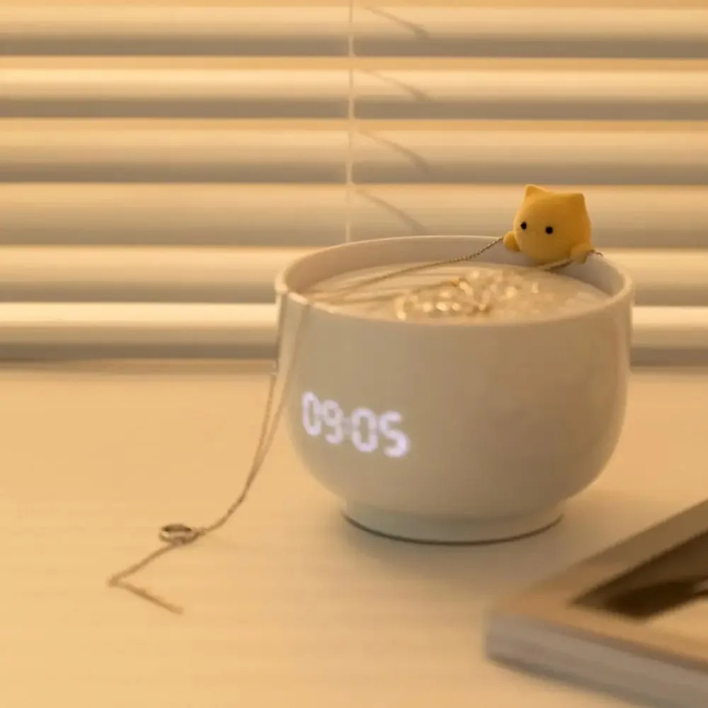 Reloj despertador Digital multifuncional con forma de taza de té para gatos, lámpara nocturna alimentada por USB, despertador electrónico con Control inteligente para gatos