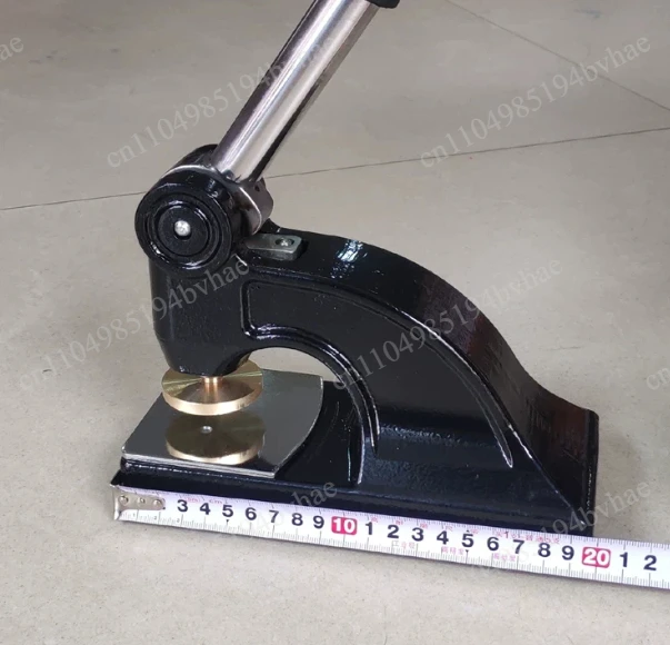 Extra large steel stamping frame, manual pressure stamping machine, labor-saving
