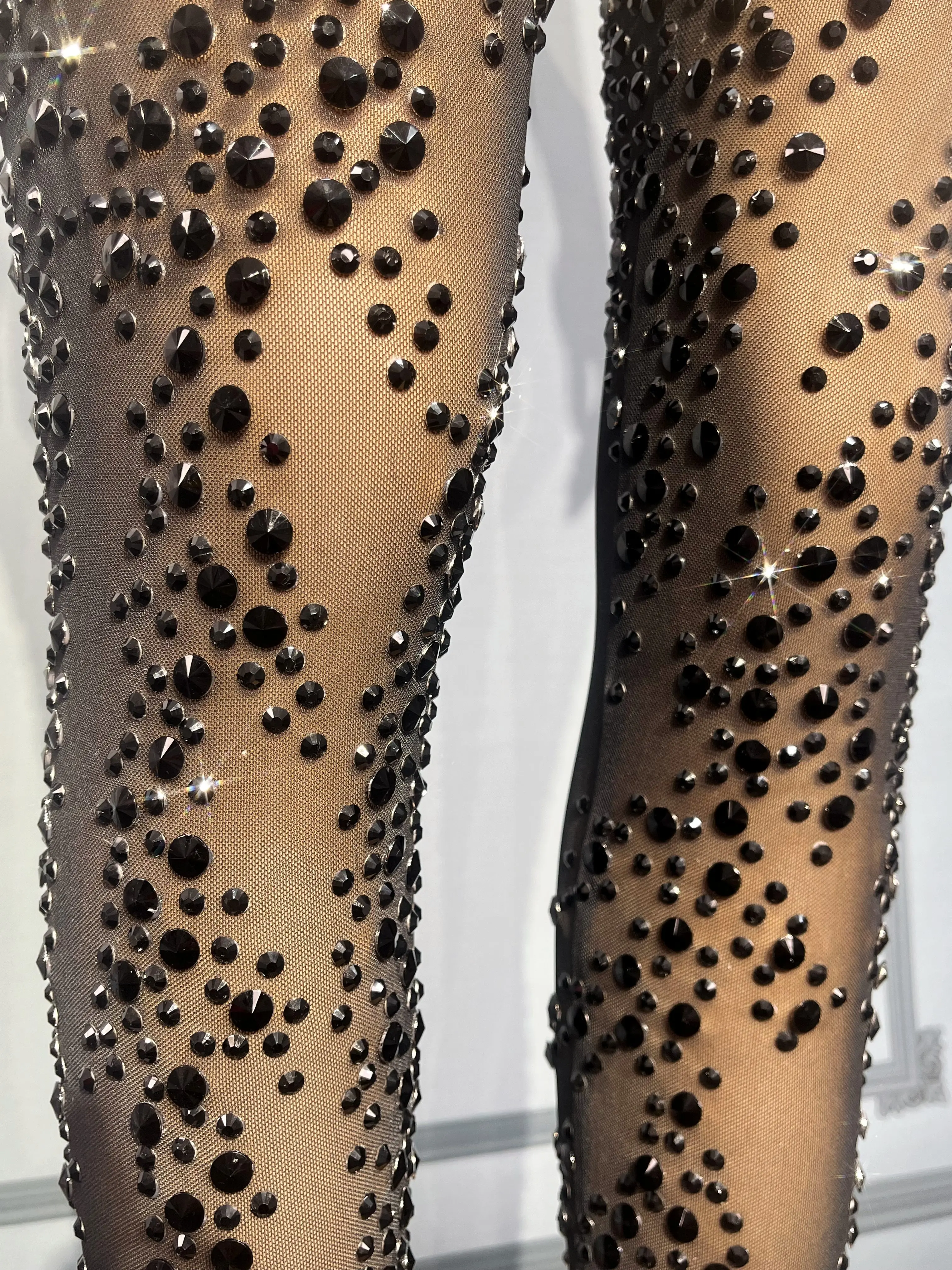 Body Sexy de malla transparente con diamantes de imitación brillantes para fiesta, celebración, Club, vestido, cantante, bailarina, actuación en el escenario, Quanhei