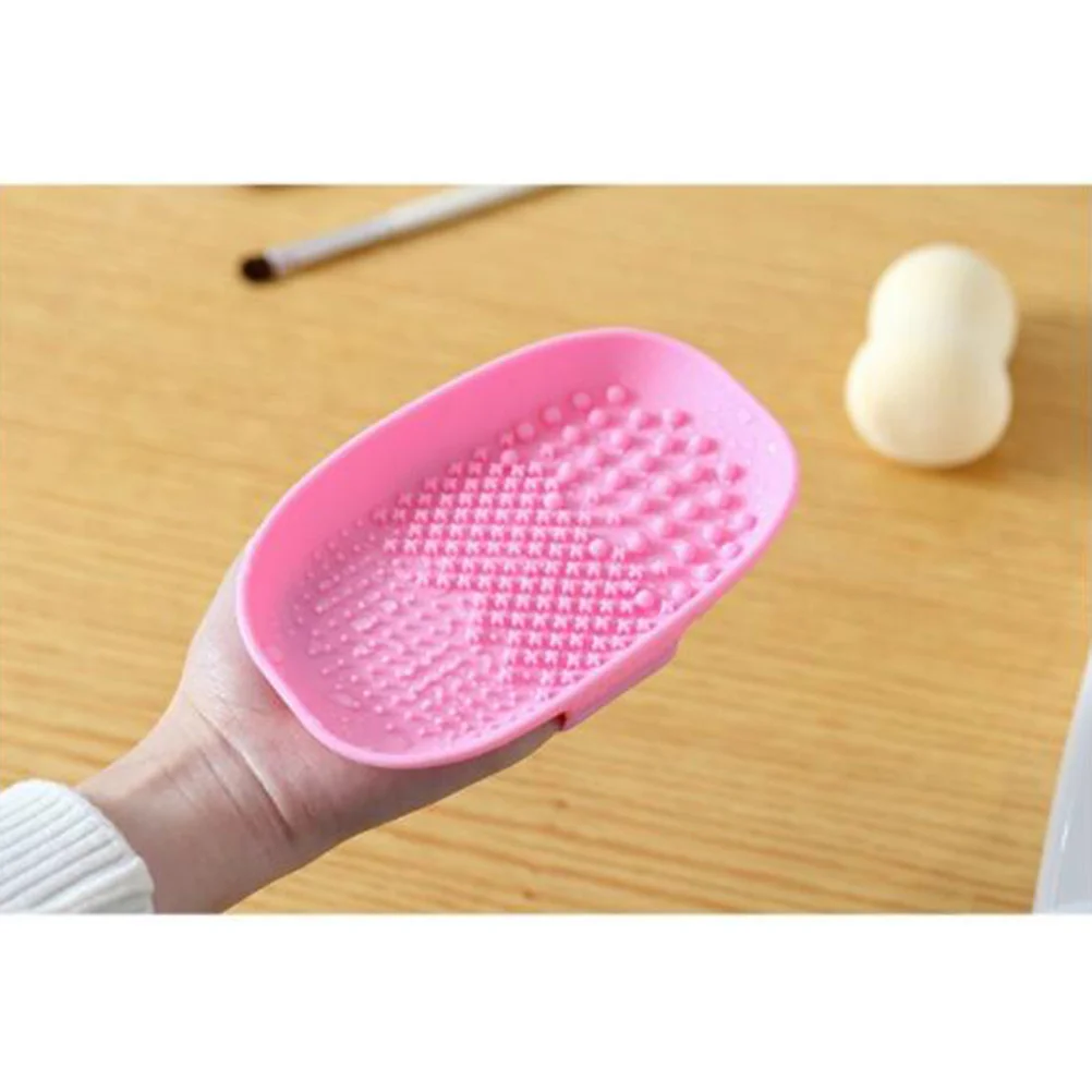 

1pc Silicone Makeup Brush Scrubber Cleaning Pad Compact Design Washable Random Color Brush Cleaning Plate For Makeup Brushes