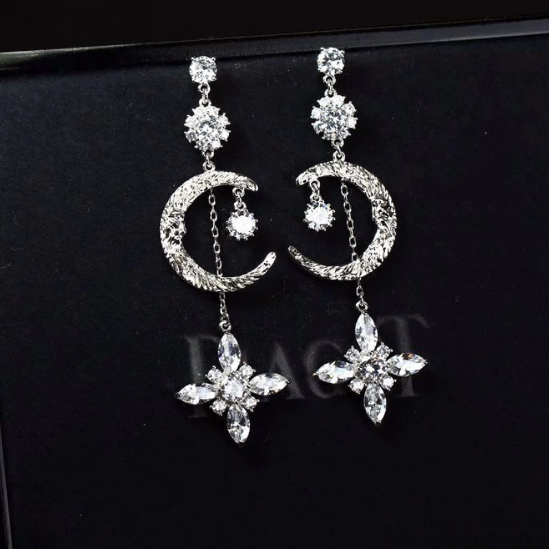 

Retro, Luxurious, Elegant, Four-leaf Clover Tassel Earrings Star Moon, Fashionable And Suitable Zircon Earrings For Women
