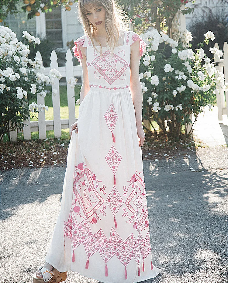 

TEELYNN Boho Ethnic Floral Embroidery Cotton Long Dresses Women Sexy Backless Vestidos Tassel Fringe Sleeveless Summer Dresses