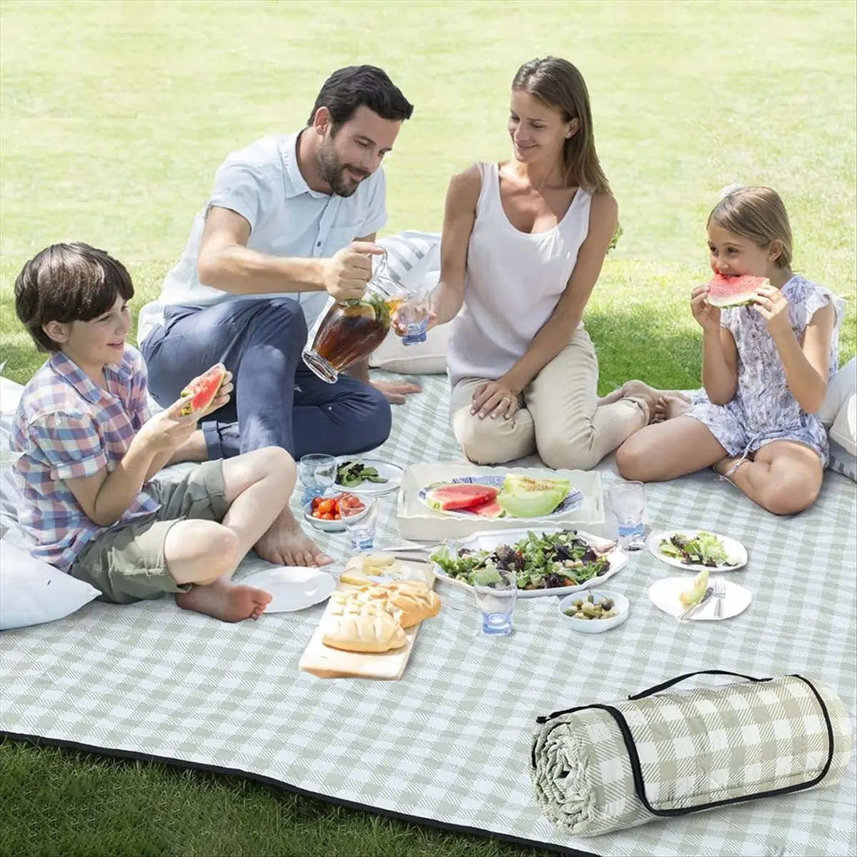 

*ABAB Picnic Outdoor Blanket, 80x80Inch Waterproof Foldable Blankets Gingham Picnic Mat for Beach, Camping Grass Lawn Park