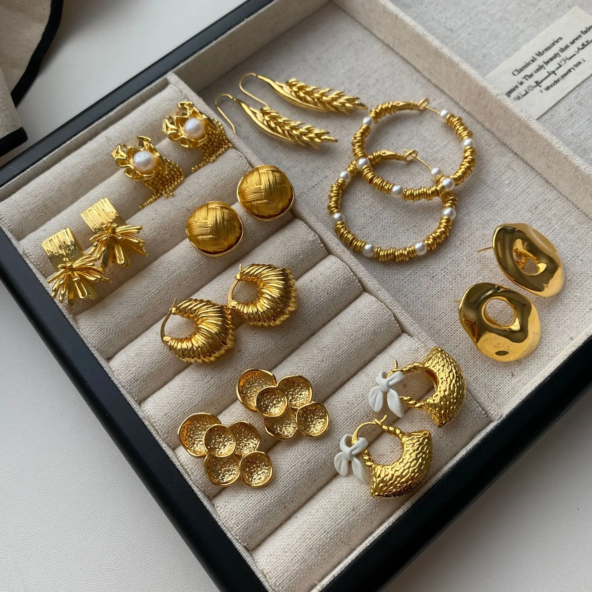 

Rich Aesthetic Metal Studs, European Luxury Earrings with 22K Gold-plated, Niche Everyday Elegance