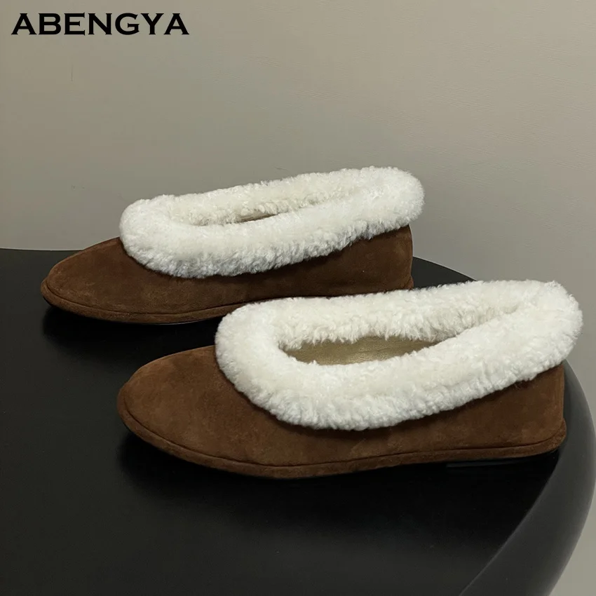 

2025 Winter Khaki Suede Flat Loafers Shoes Women Round Toe Wool Casual Flat Shoes Designer Party Vacation Walking Shoes Women