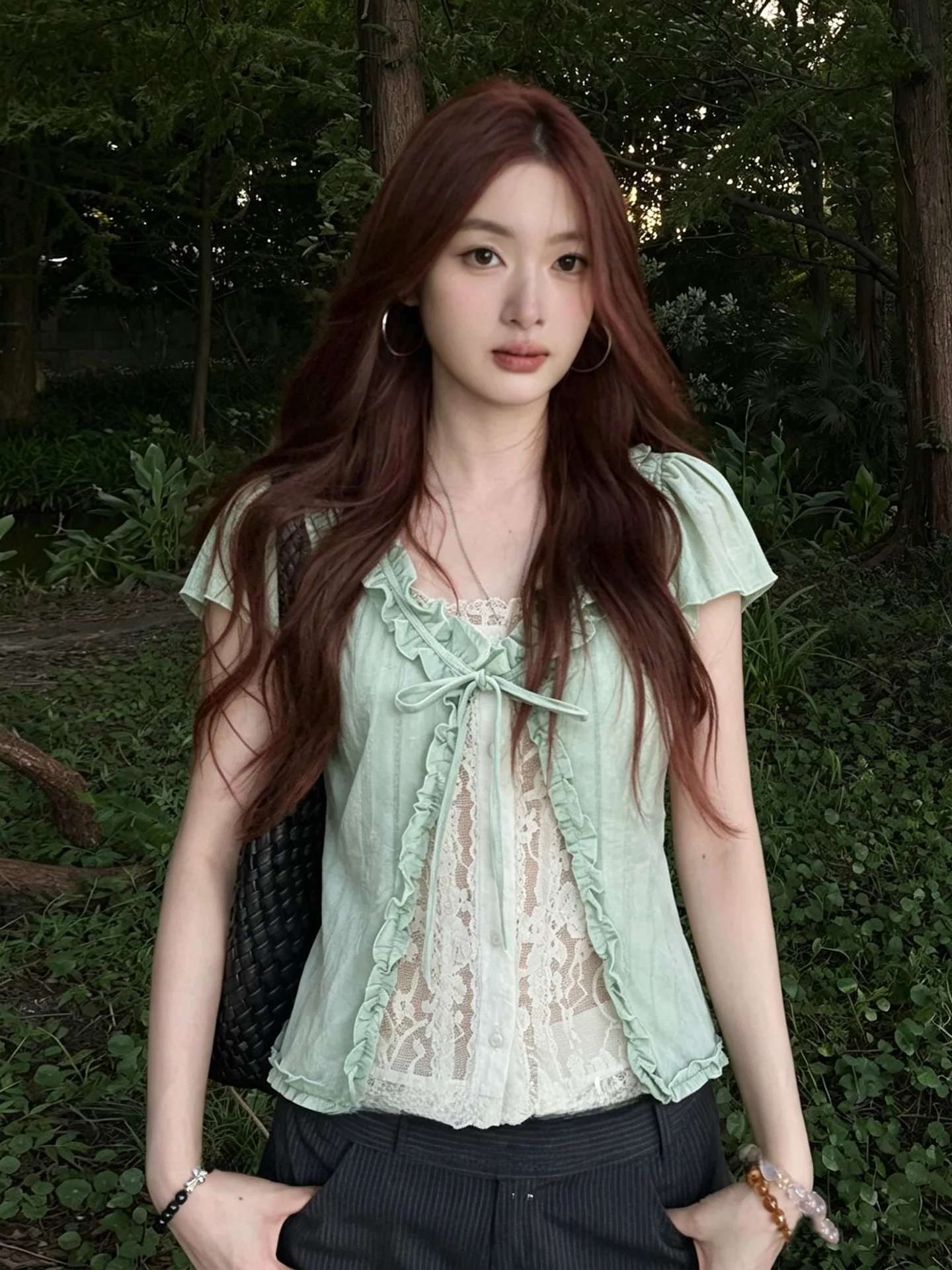

Green Lace Short Sleeve Shirt Women's Summer Fashion Slim Fit Fake Two-Piece Wood Grain Korean Style Small Flying Sleeve...