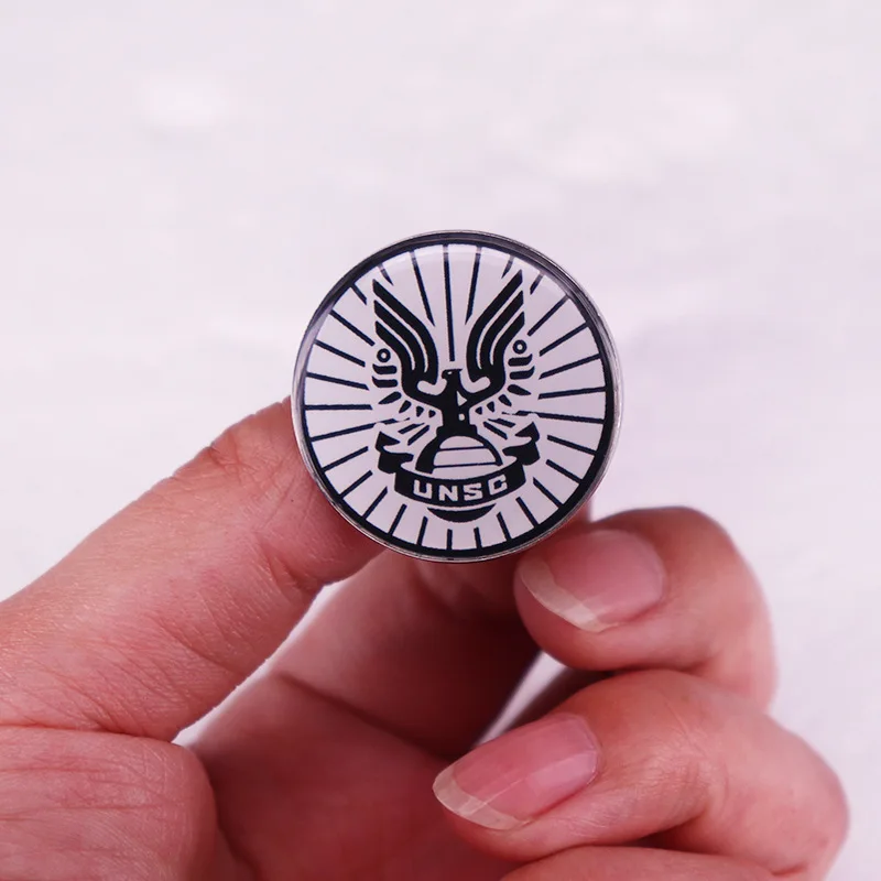 Black White Round Radiant Line Eagle Globe Printed Lapel Pin Sci Fi Style Metal Brooch Decorative Badge for Jacket Canvas Bag