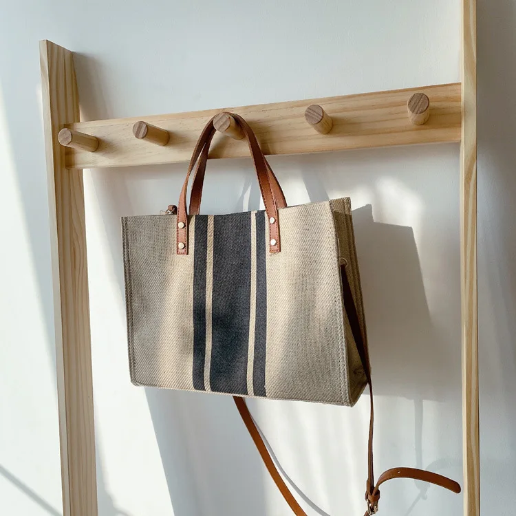 

Vintage Woven Holiday Style Grass Woven Shoulder Bag Large Capacity Shopping Bag Beach Mother Bag