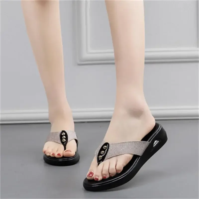 Womens Flip Flops Summer Casual Outdoor Sandals Indoor Bathroom Slippers Women Platform Shoes Beach Slippers Womens Shoes