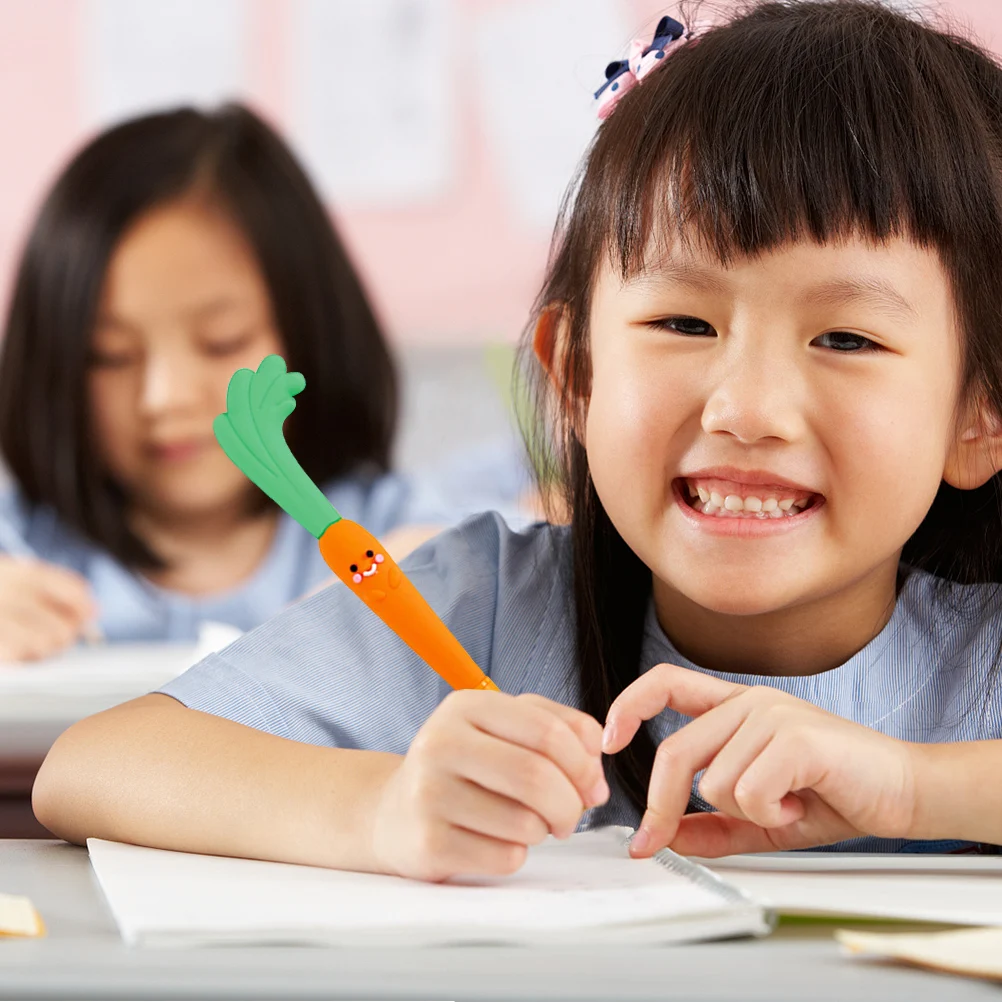 

2Pcs Carrot Shaped Gel Pens Soft Rubber Cartoon Writing Pens Student Gifts Harvest Toys Fine Workmanship Comfortable Smooth