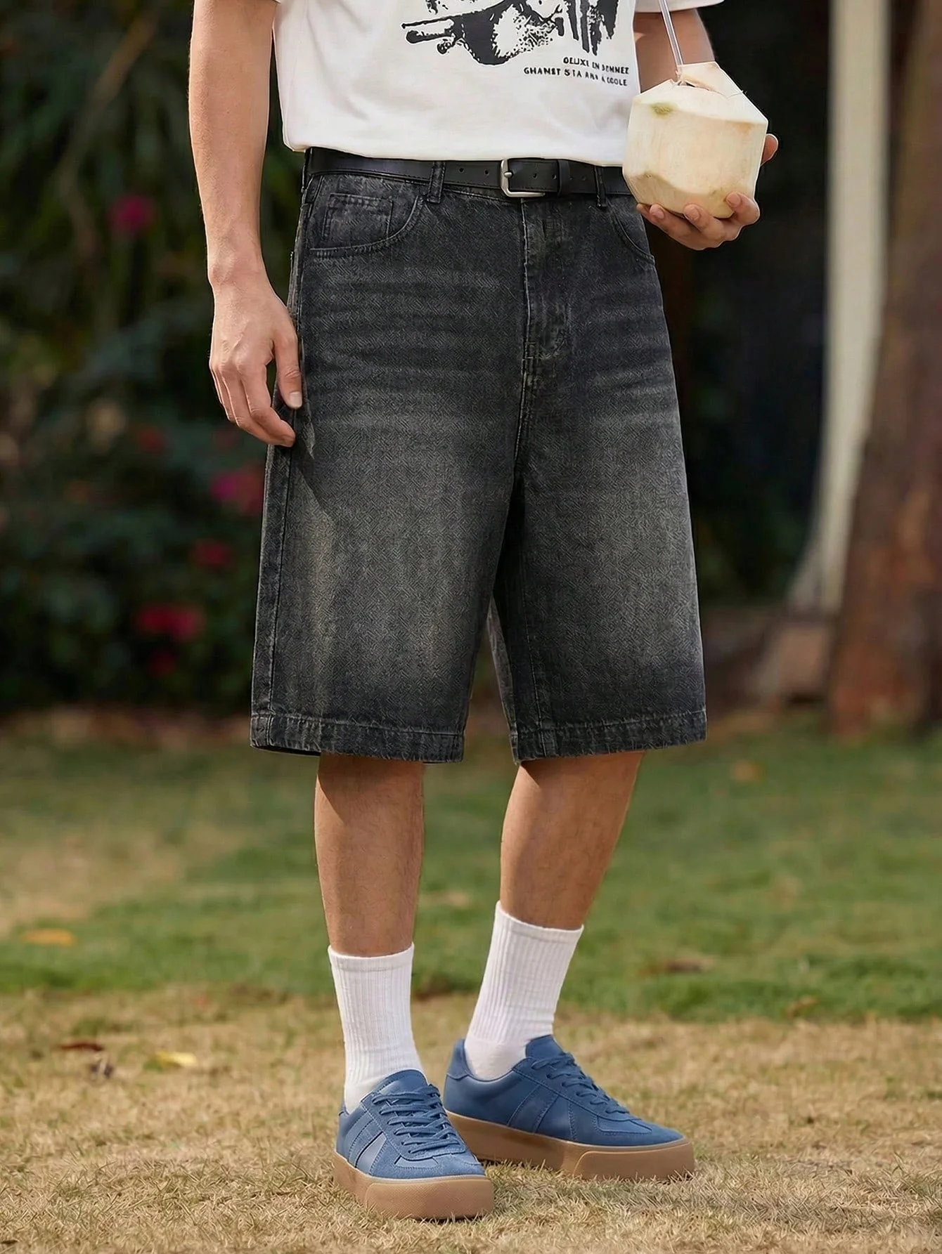 

Casual solid black non stretch denim jorts loose male daily outdoor wear comfy knee length trousers