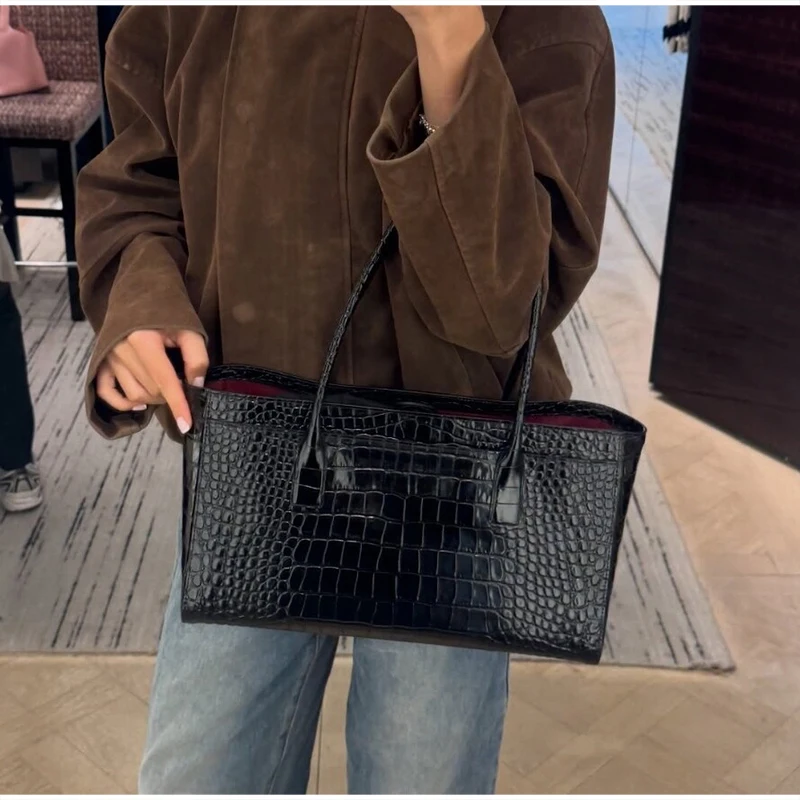Luxuriöse Ledertasche mit Krokodilmuster, Vintage-Grüne Handtasche mit Großer Kapazität, Magnetverschluss-Clutch Elegante Alltags- und Pendler-Geldbörse – Detail 14