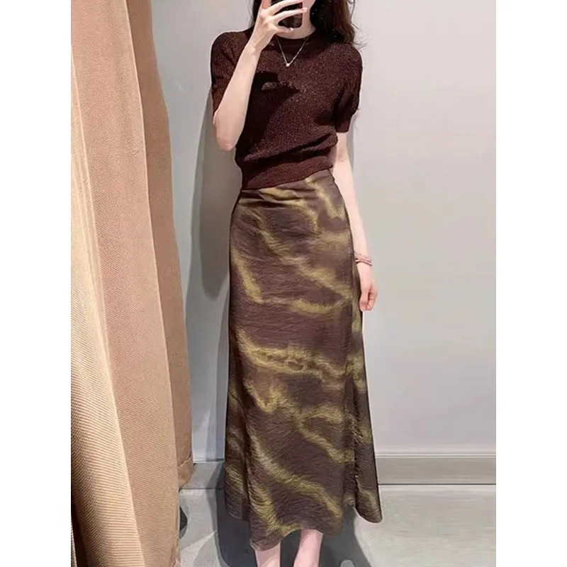 Style Retro Two-piece Suit Skirt for Women Summer Fashion Round Neck Slim T-shirt Western Style