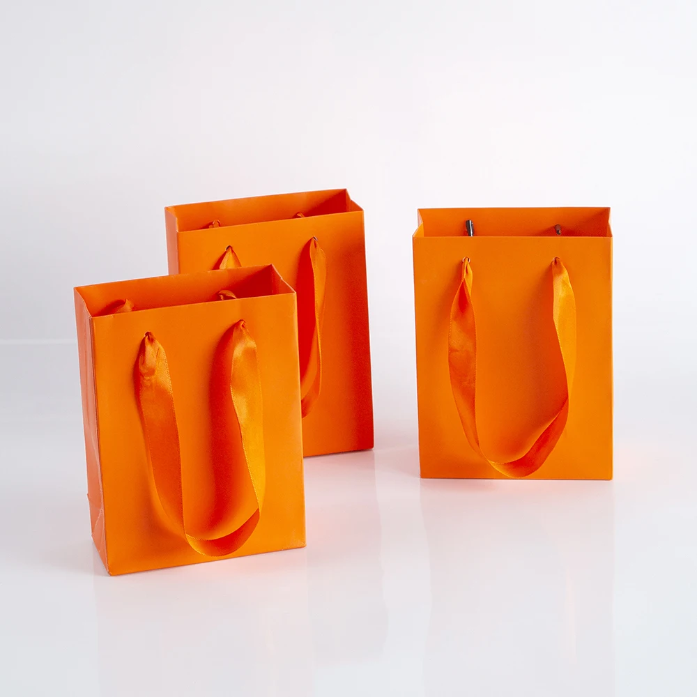 High Grade Shopping Bags Ribbon Handles Orange Kraft Paper Bag 12x5.7x16 For Christmas Wedding Clothes Shoes Gift Box Packaging