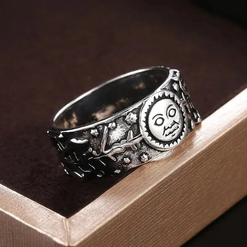 Fashion Vintage Carved Design Sun and Moon Ring for Women Creative Men Retro Punk Ring Jewelry Accessories Gifts Anillos Mujer