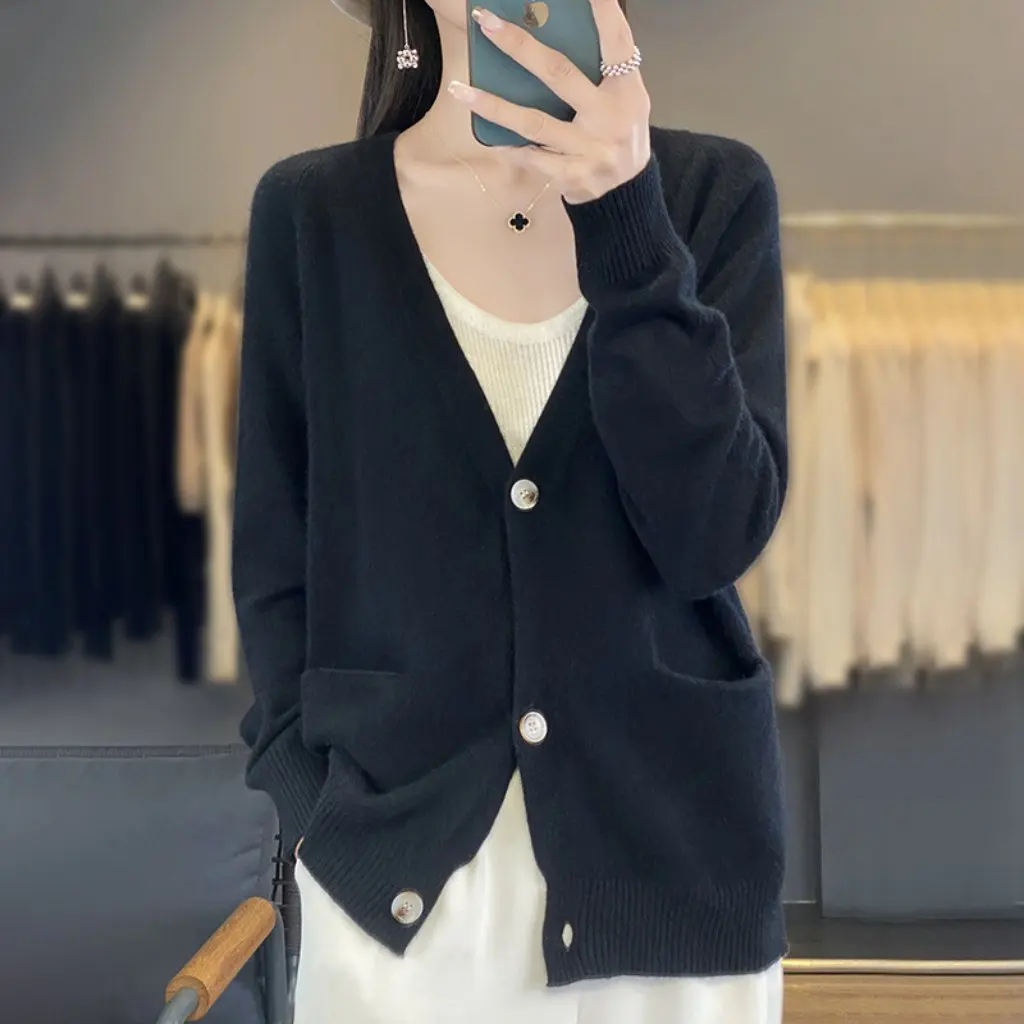 

Женский тонкий кардиган с v-образным вырезом, однотонный свободный свитер, топ с карманами, темпераментное пальто, шаль для оптовой продажи