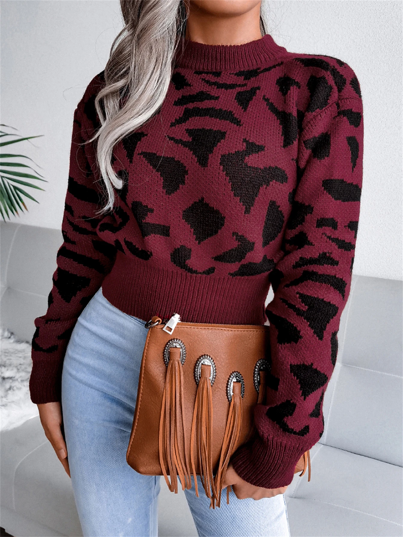 Autumn Winter Round Neck Fashion Leopard Pattern Waist Collection Short Knitted Pullover For Women Sweater Long Sleeve Top