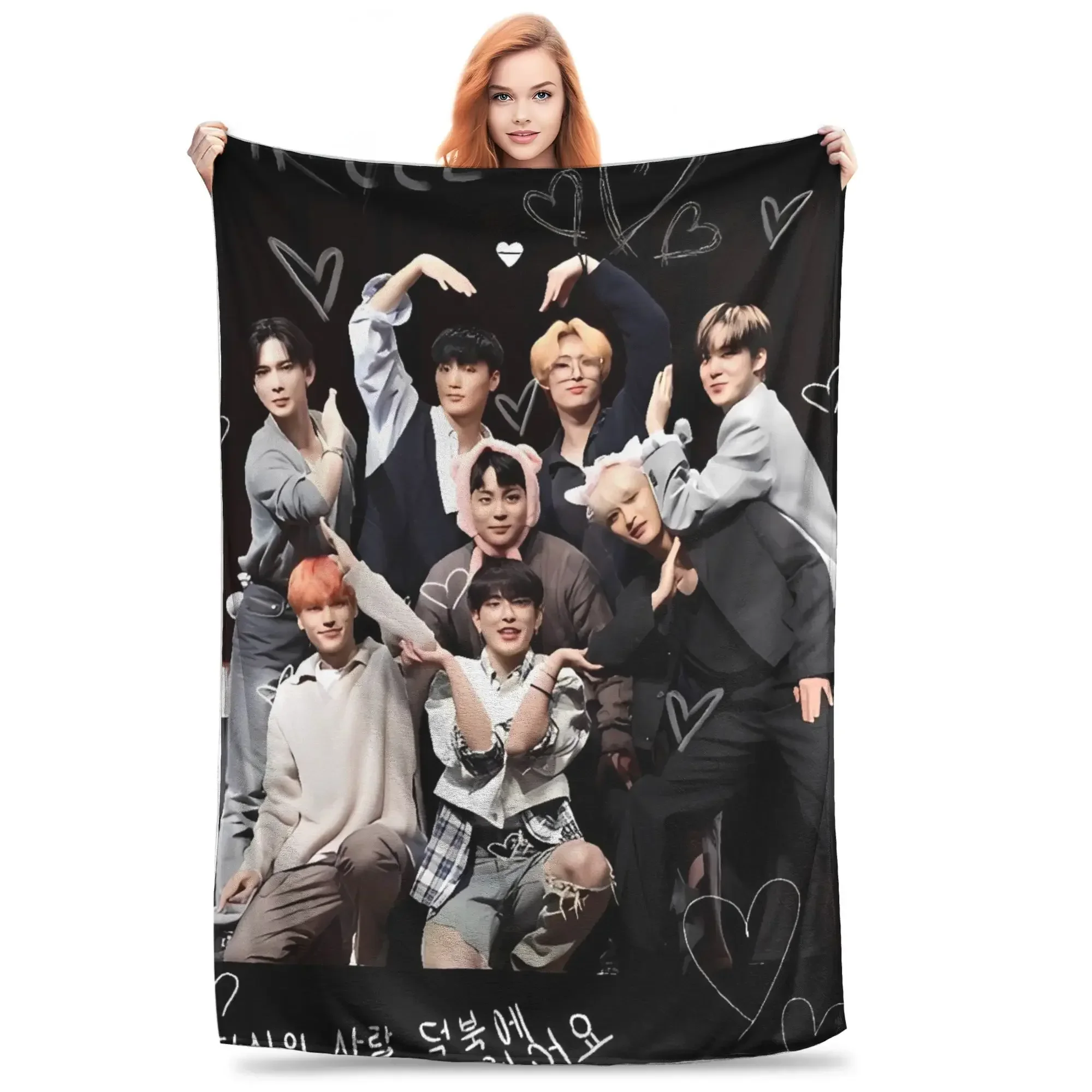 

Мягкое и уютное одеяло Kpop Ateez Band для зимы, идеально подходит для дивана, кресла или кровати, высокое качество, теплое и комфортное.
