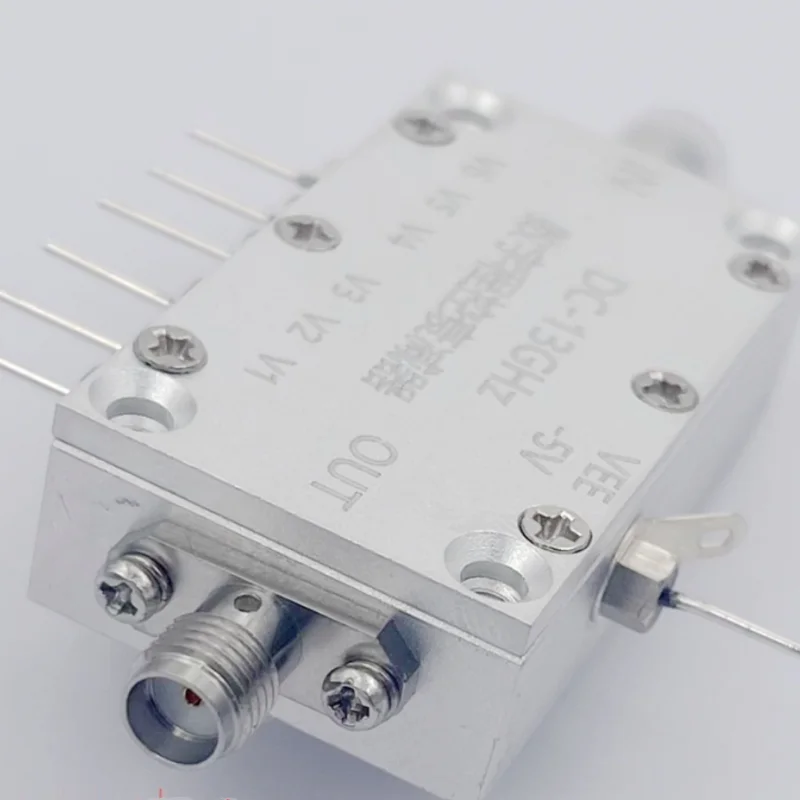 DC-13G Ultra Wideband Digital yang dapat diprogram Attenuator RF Attenuator dapat disesuaikan atenuator CNC