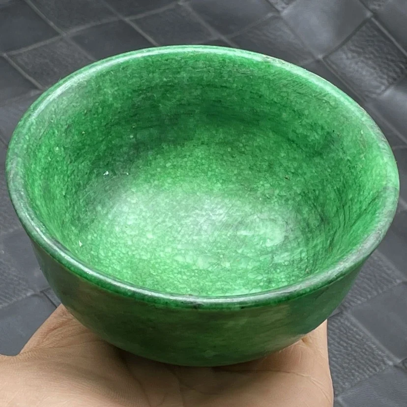 

Warring States period collection of Dong objects, old goods, ornaments, jade bowls made Qianlong period