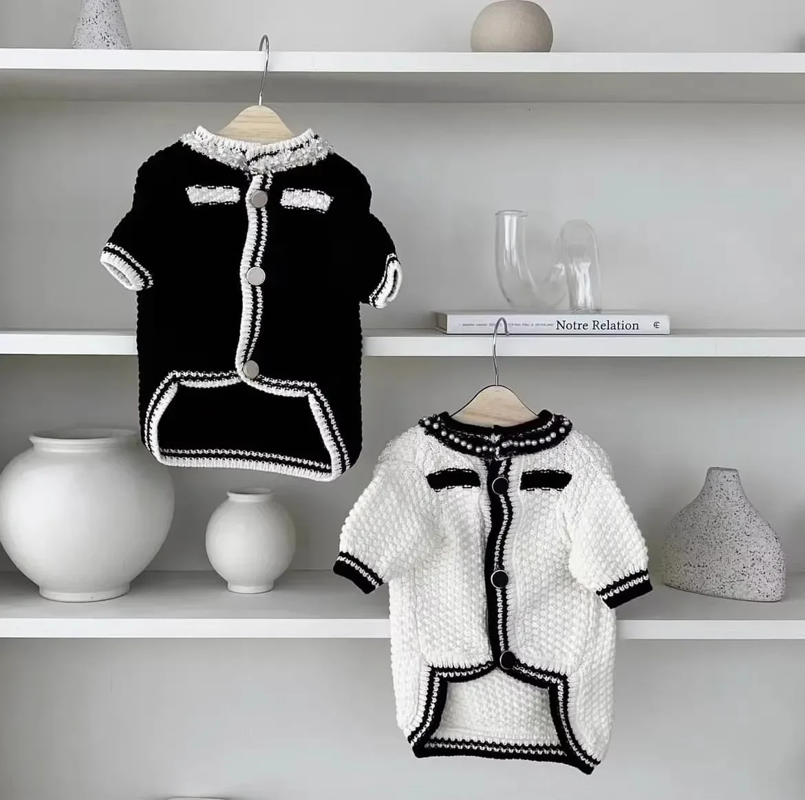 

Dog Pearl Collar Little Fashion Tweed Style Cardigan Sweater For Small Medium Dogs And Cats Two-Legged Socialite Dog Clothes