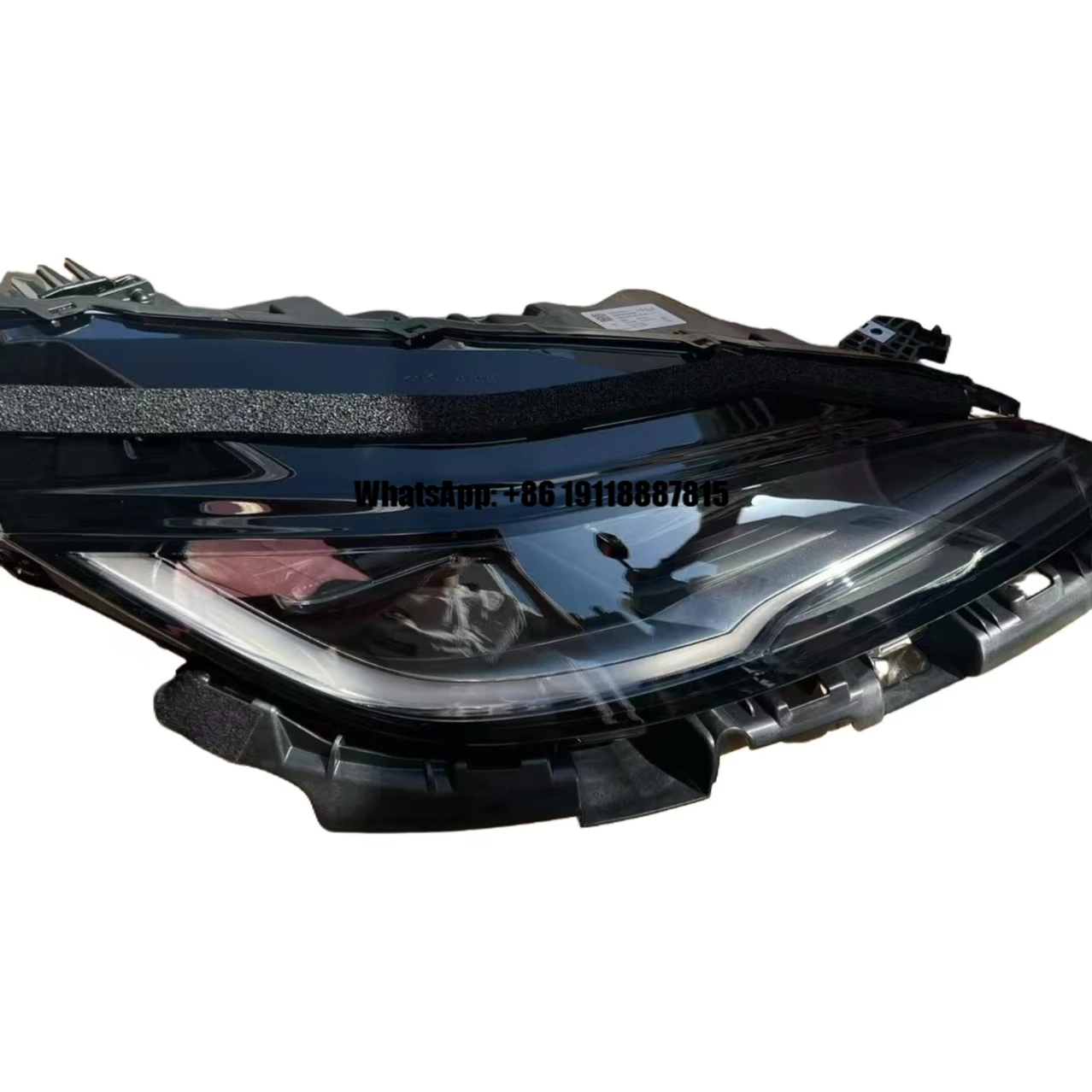 Direct-sale From the Manufacturer for Automotive Headlights Is Applicable to Model 3'new Headlamps. 1760888-99-C/1760889-99-C