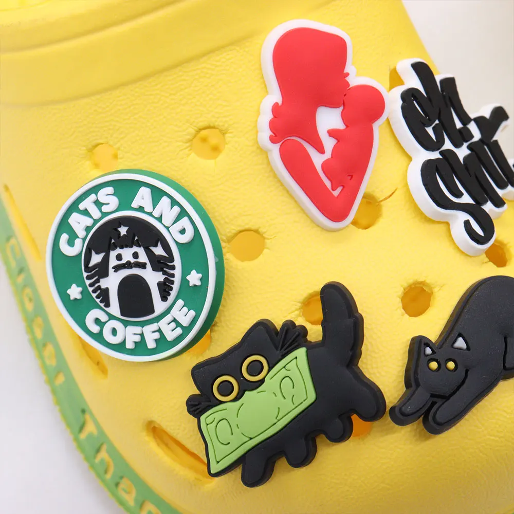 1-9PCS PVC Kawaii Animal Shoe Charms Fit Wristbands Black Cat Sandal Shoe Decoration Buckle Hole Slipper Accessories Xmas Gift