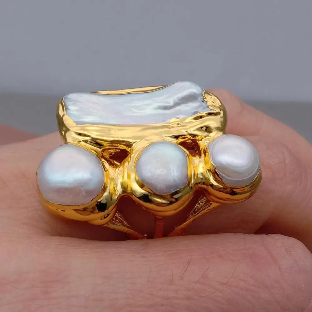 

yygem Cultured 24x36mm White Biwa Potao Pearl Finger Rings Adjustable Woman Cocktail Ring
