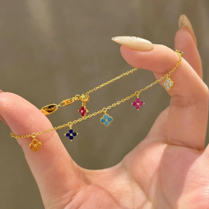 Xiaohongshu شعبية أربع أوراق زهرة اللون سوار المتخصصة تنوعا الصيف رائعة مجوهرات خفيفة فاخرة المجوهرات الراقية #1