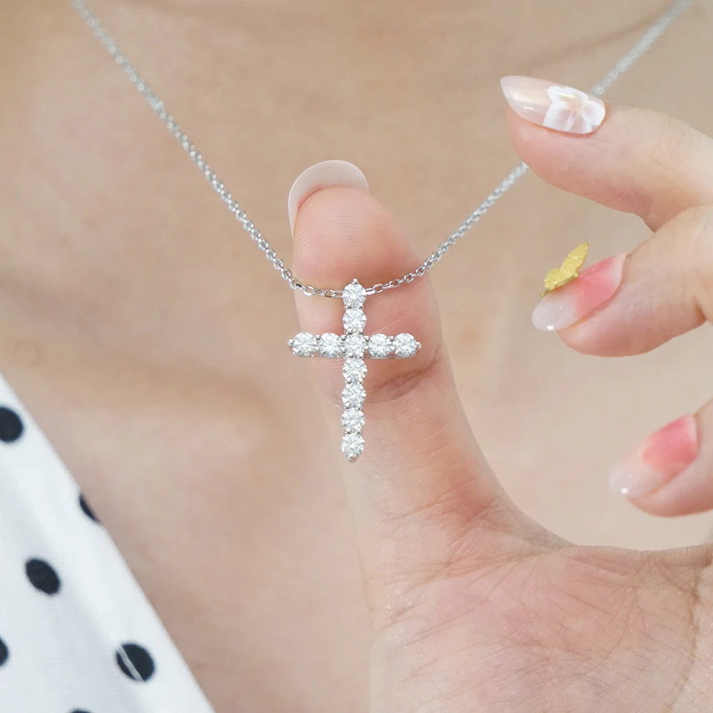 925 Silver D color 1.1ct 3mm Moissanite VVS1 Cross Pendant Necklace for Women or Men