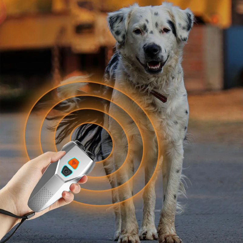 Ultrasound Dog Repeller High Power Pet Anti Barking Stop Bad Behaviors Training Device Dog Repellents with Flash Light