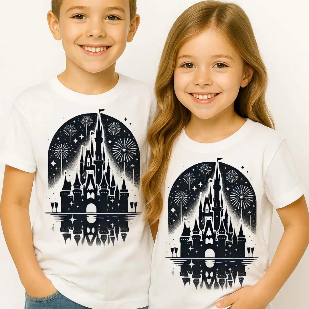 

Семейная дорожная футболка Disney с рисунком фейерверка Castle 2026 Футболка Disney Journey 2026 Футболка для семейного отдыха Disney
