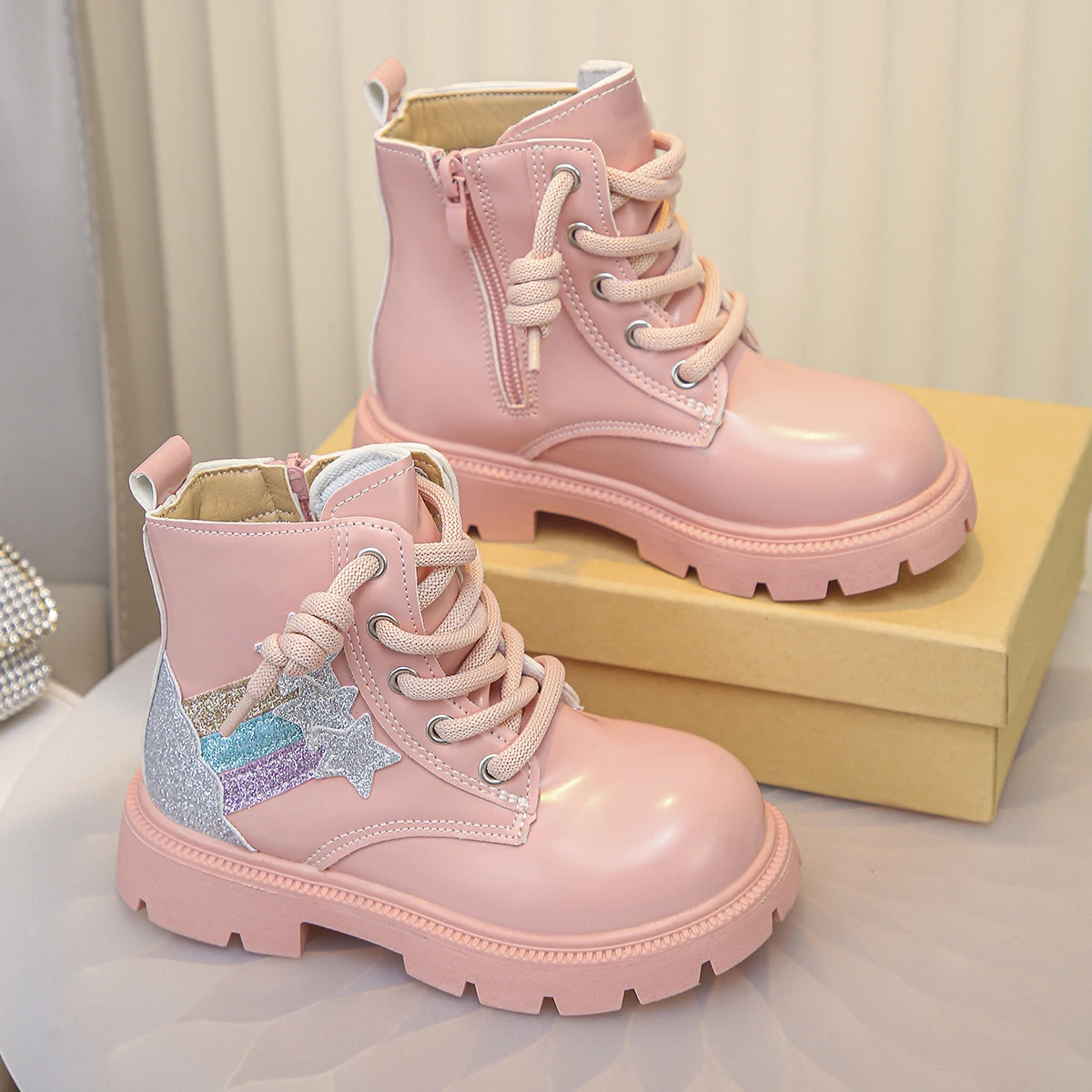 A Pair of Candy-Colored Shiny Rainbow Star-Patterned Cute and Comfortable Girls' Short Boots