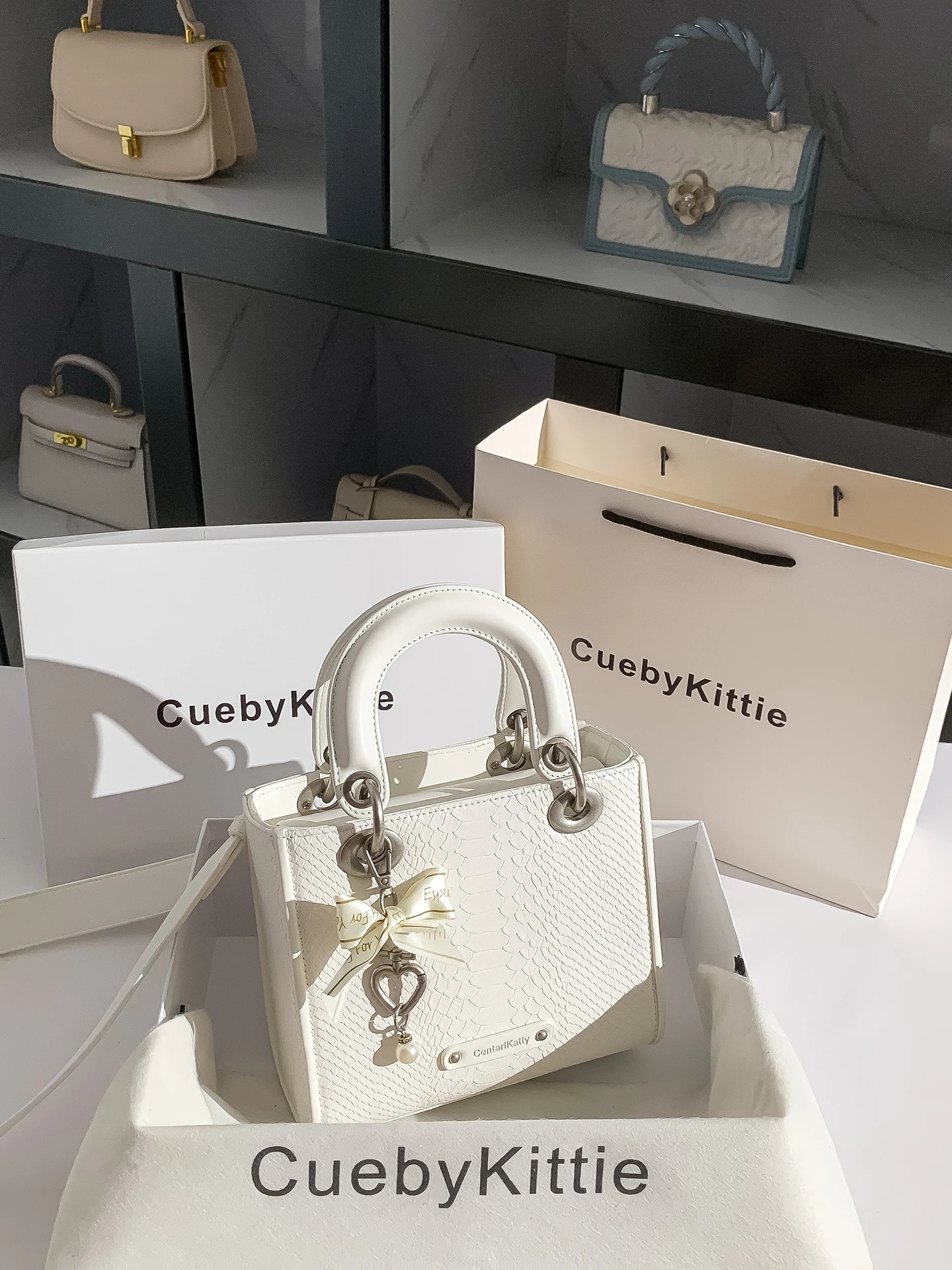sac-a-bandouliere-de-luxe-cueby-kittie-a-imprime-serpent-pour-femme-sac-a-main-compact-en-cuir-ideal-pour-les-trajets-quotidiens-style-decontracte
