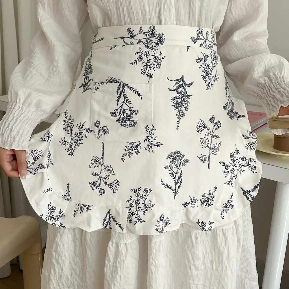 Plaid Ruffle Edge Half Body Apron for Women's Fresh Home Baking Apron Coffee Shop Flower Shop Anti Fouling Work Clothes