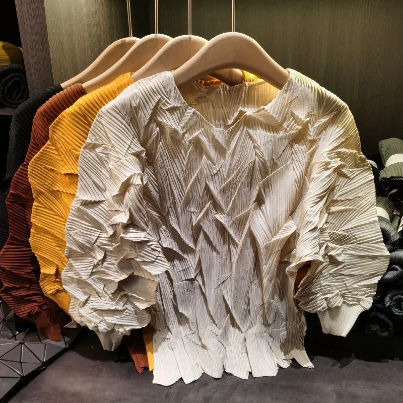 

2026 New Women's T-shirt Miyake Pleated American Bat Seven-quarter Sleeve Pleated Loose Large Size Hundred Stretchy Tops Clothes