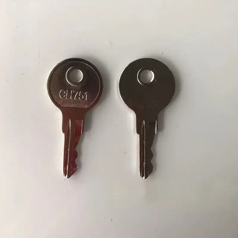 

5pcs Universal Replacement Keys Fits Various Locks For RV/Camper/Storage Cabinet/Trailer RV Camping Cabinet Key Push Lock Key